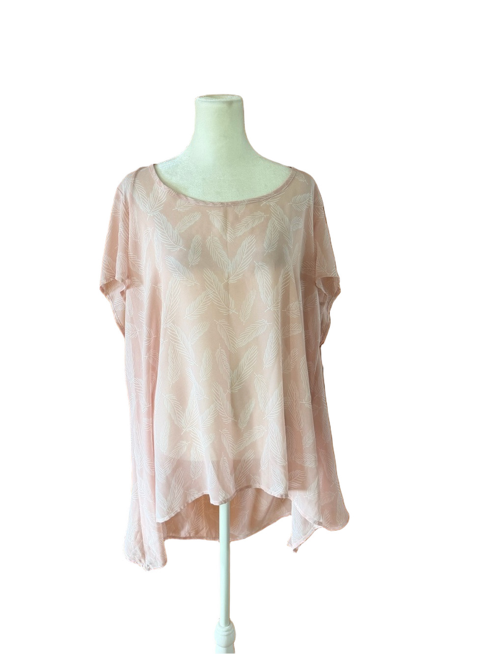 Torrid Women's Lightweight Pink Floral Print Tunic Top